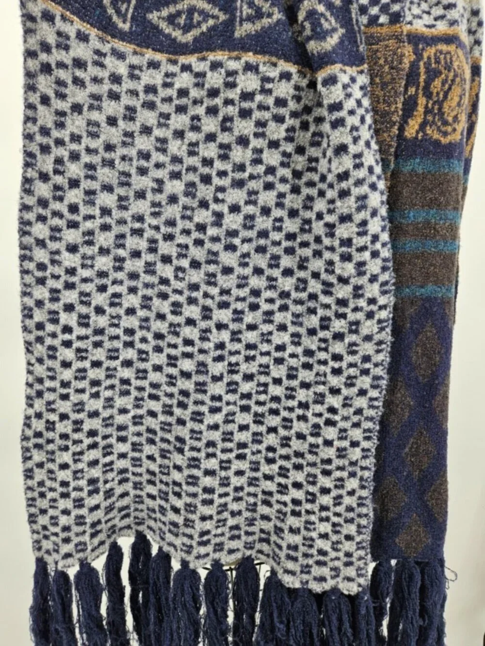 ETRO Italy Wool Blend Scarf Shawl Blue Paisley Geometric Tassel Fringe Blue Grey